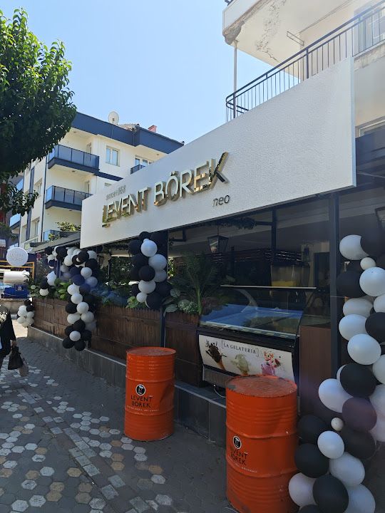 Levent Börek Kemalpaşa