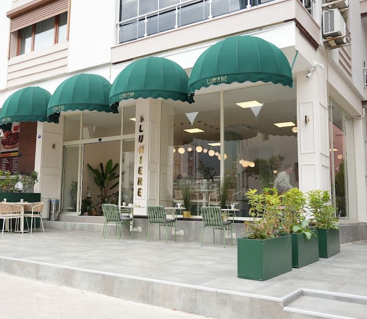 Lumiere Patisserie