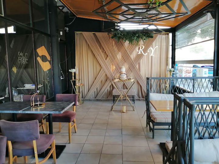 Roe Cafe Bar