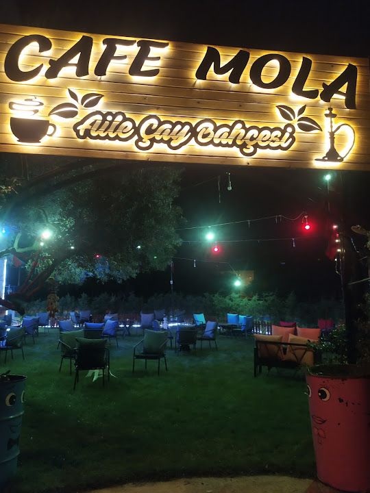 Cafe Mola