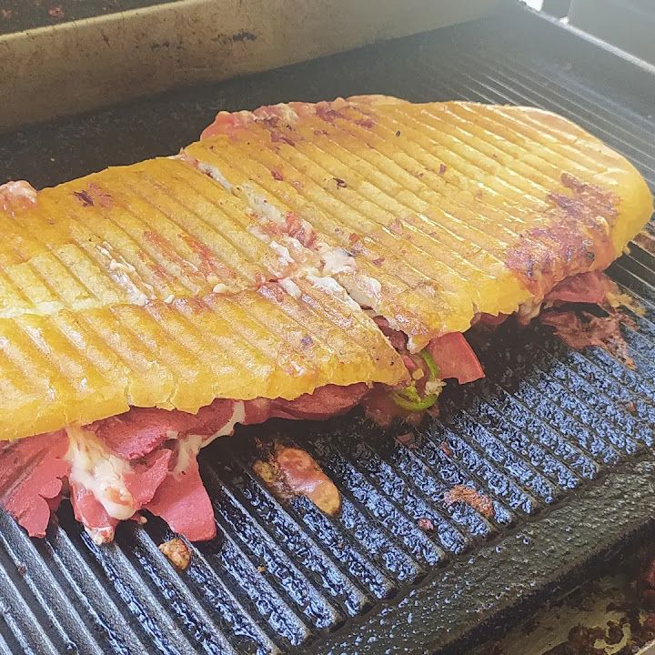GÜNEŞ TOST EVİ