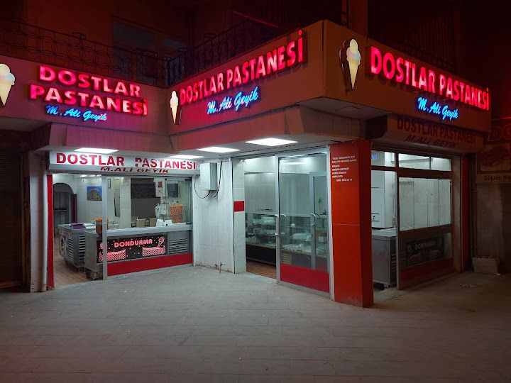 Dostlar Pastahanesi
