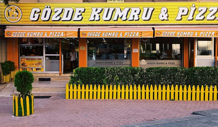 Gözde Kumru ve Pizza