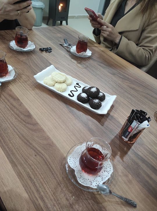 HUZUR BUTİK CAFE