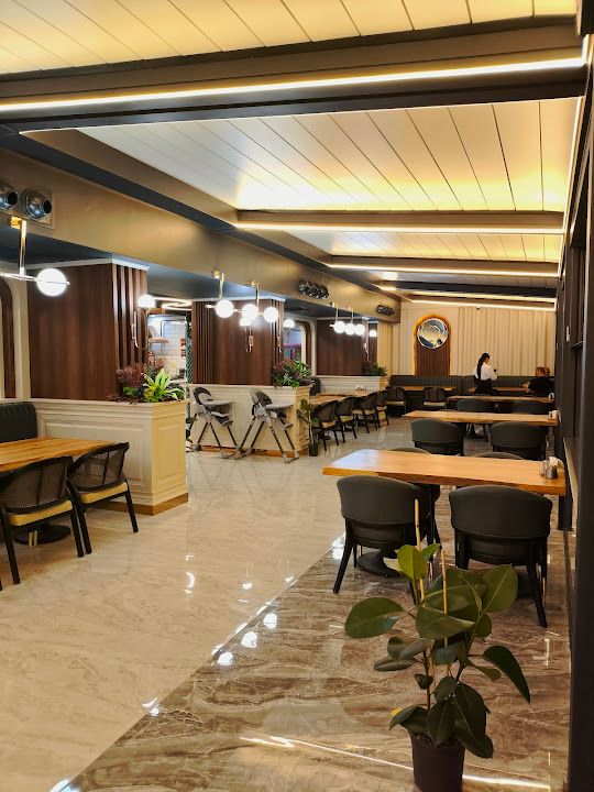 Yörem Kahvaltı & Künefe Cafe