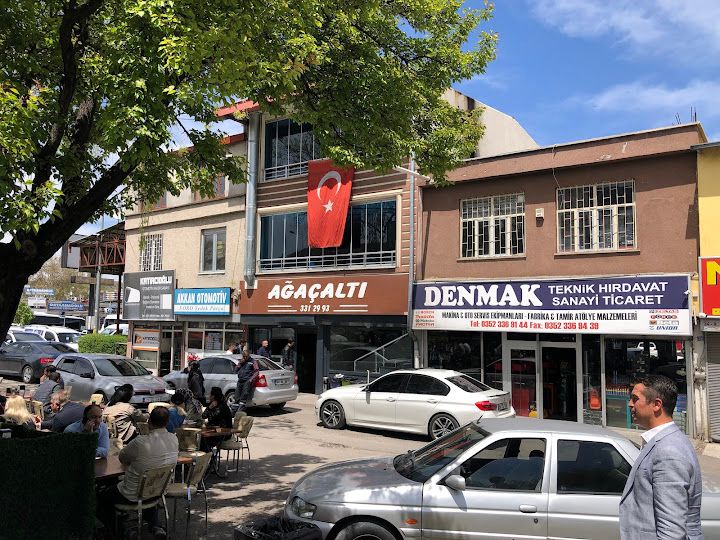 Ağaçaltı