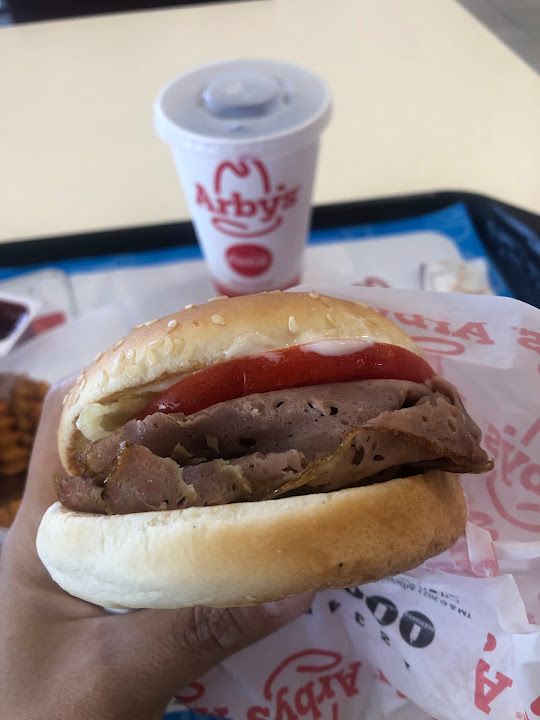 Arby's - Almer Avm