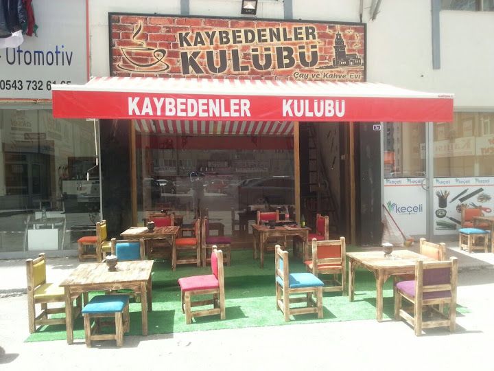 Kaybedenler Kulubü Cafe