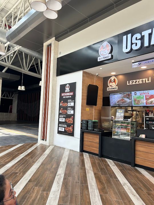 Usta Dönerci - Meysu Outlet Avm