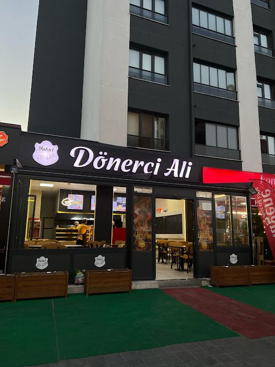 Yakut Dönerci Ali