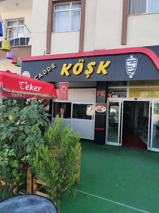 Zümrüt Cadde Köşk Döner Kebap