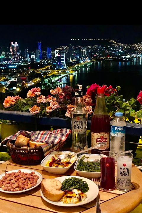 75. yıl teras cafe