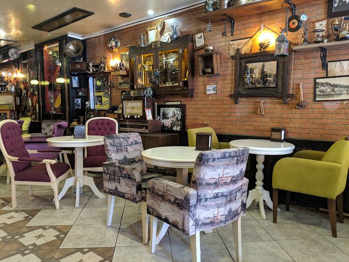 Antik Cafe Lounge