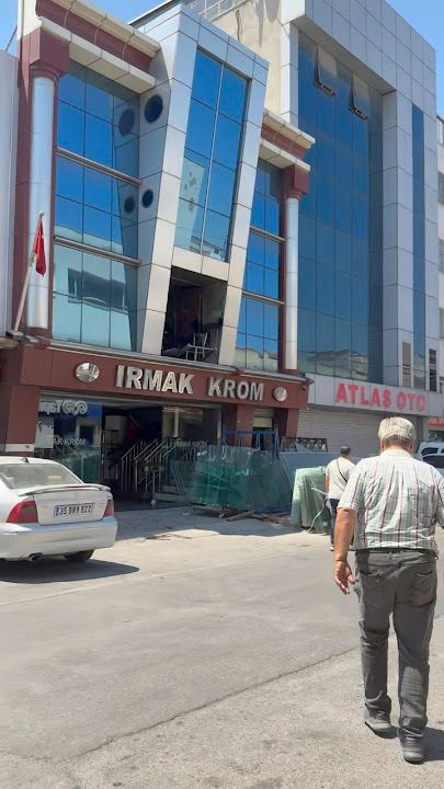Asil Ve Oğlunun Yeri
