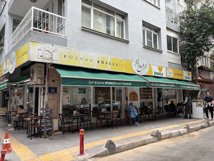 Ayşa boşnak börekçisi ve ev yemekleri
