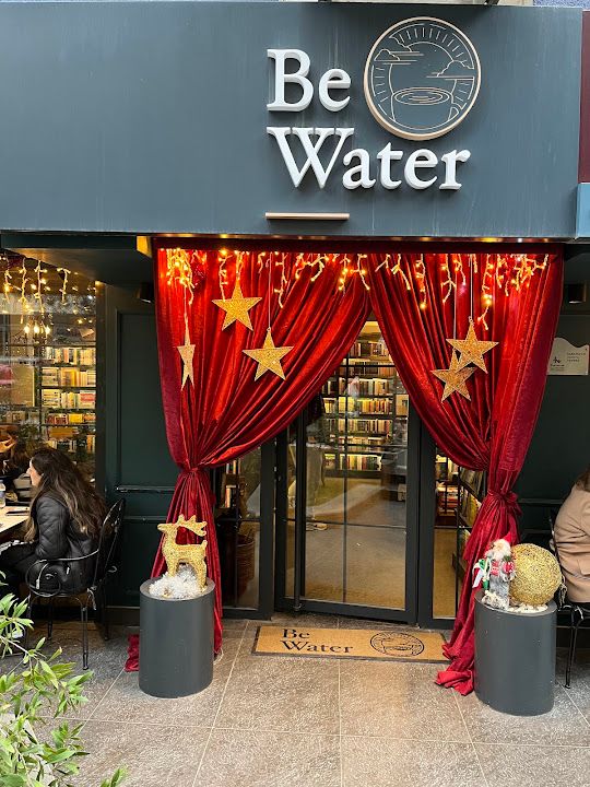 Be water coffee & book store