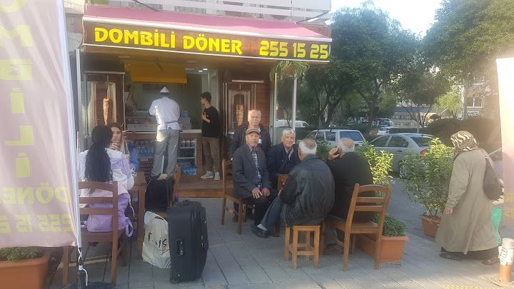 Dombili döner