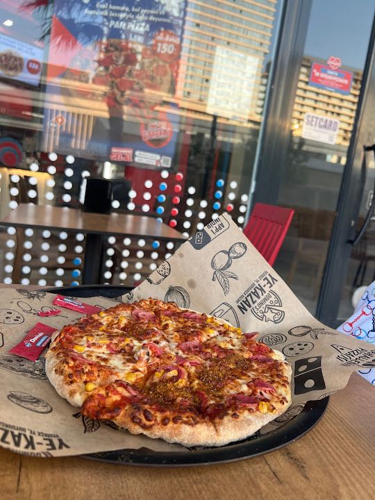 Domino's pizza izmir folkart vega