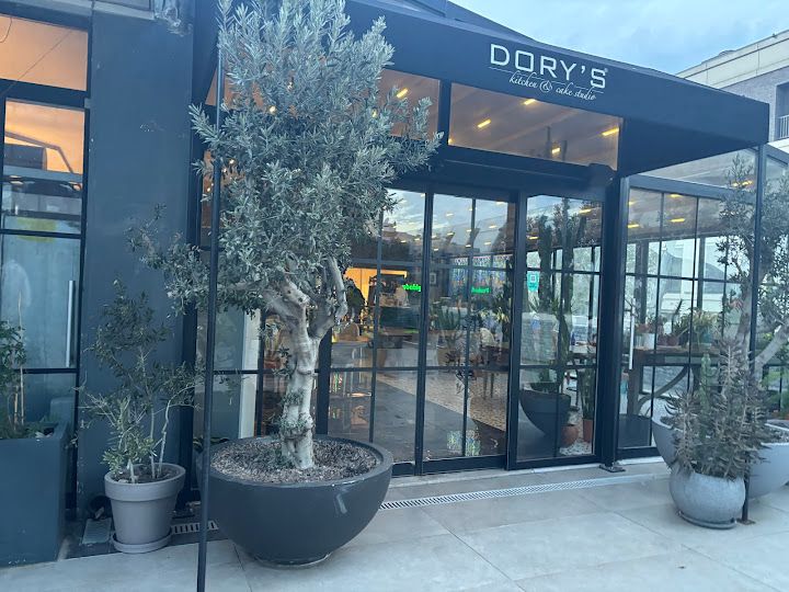 Dory's kitchen & cake studio