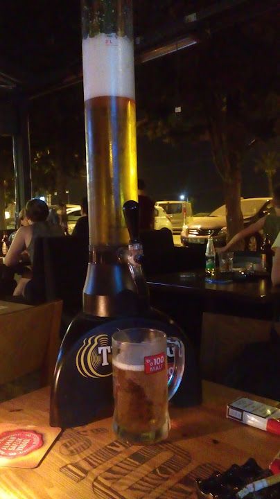 Garden resto bar