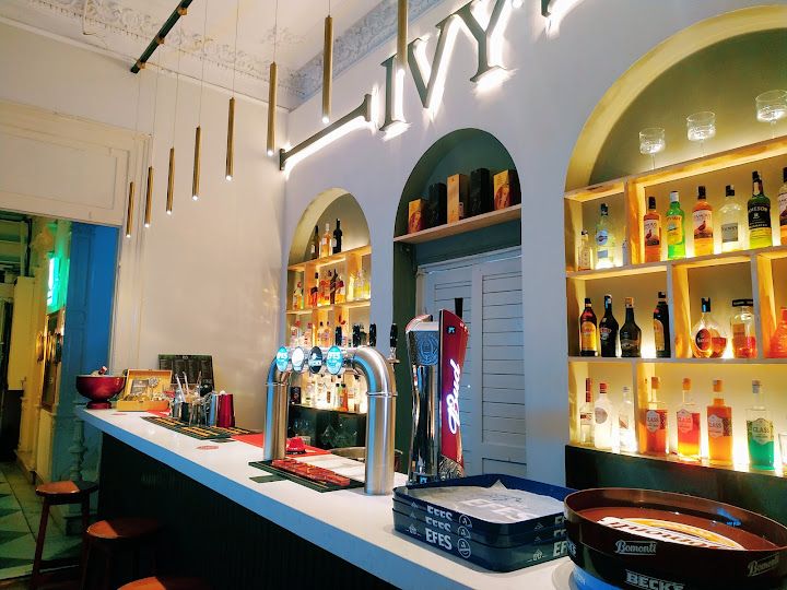 Ivy gastro pub