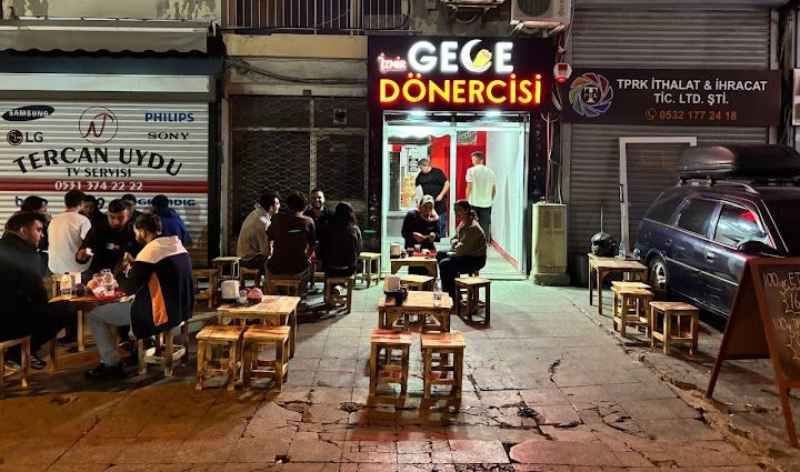İzmir gece dönercisi