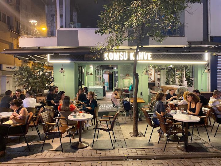 Komşu kahve