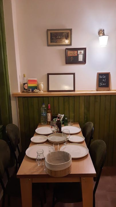 Mahalle restoran