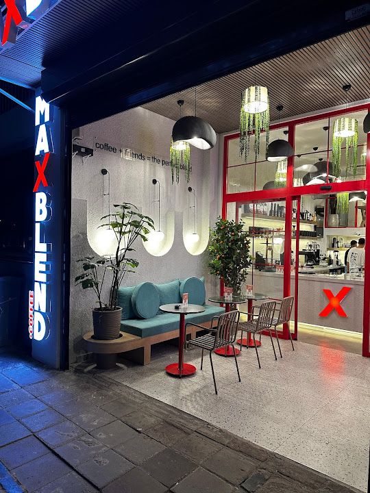 Maxblend Coffee - Alsancak Kordon