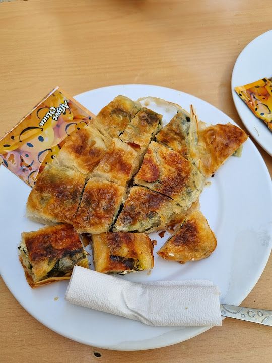 Mengen börek salonu