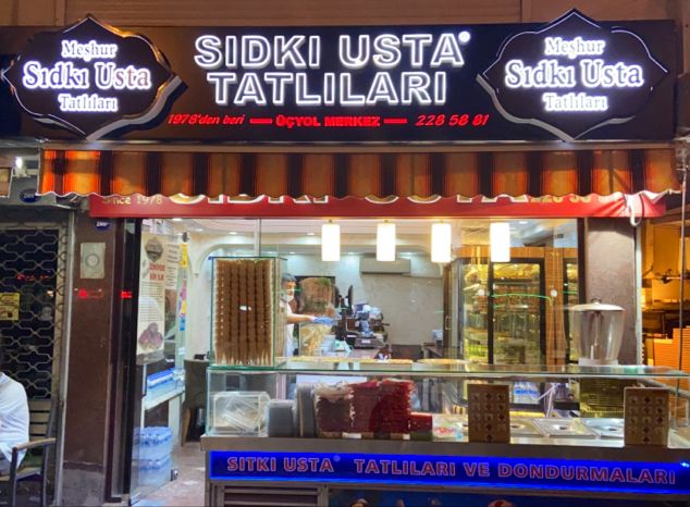 Meşhur sıdkı usta tatlıları
