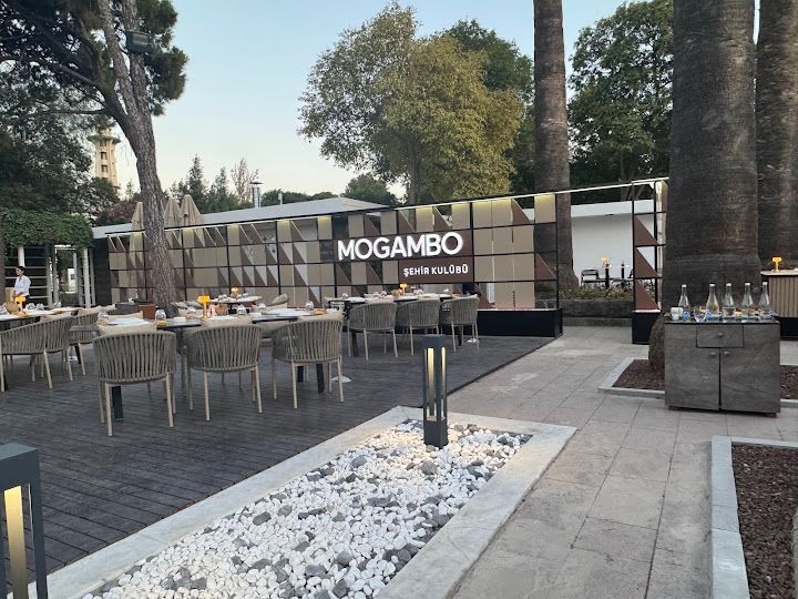 Mogambo Jaz Club