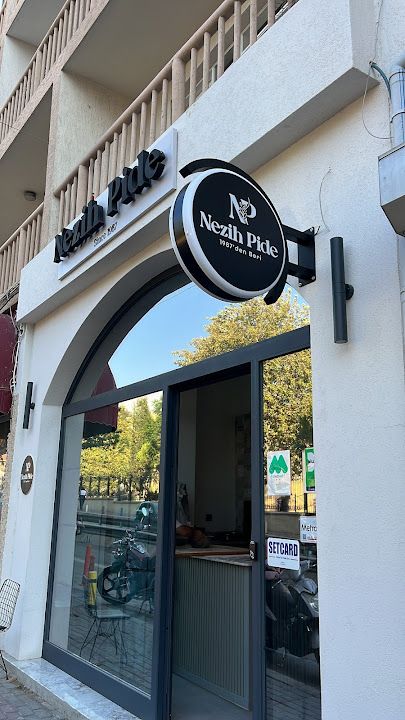 Nezih pide