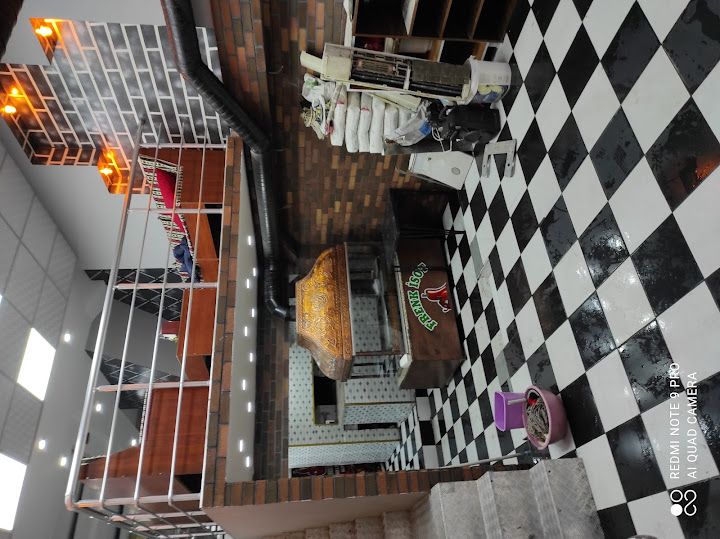 Niye urfa ocakbaşı ciğer kebap pide lahmacun salonu