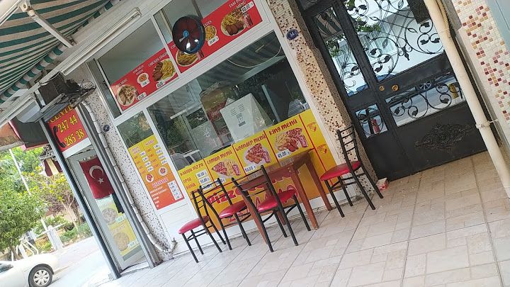 Pizza center