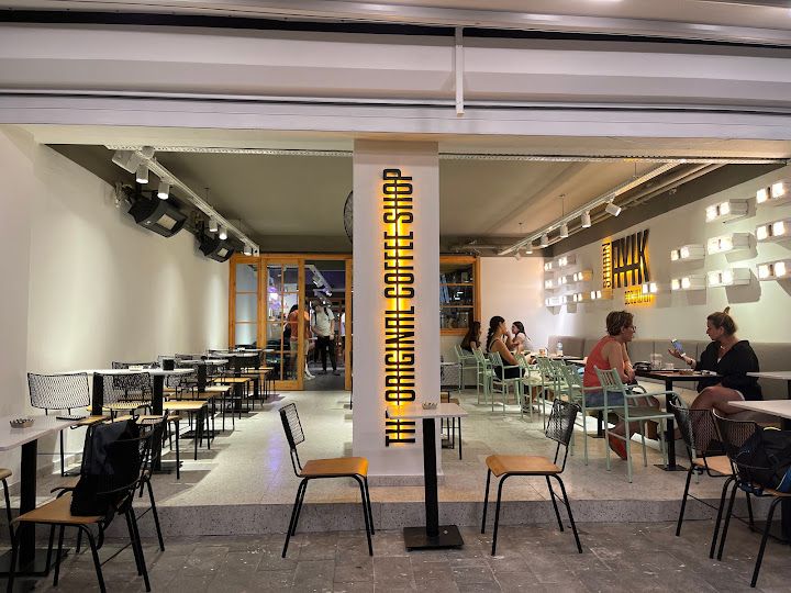 Robust Coffee Shop - Fahrettin Altay