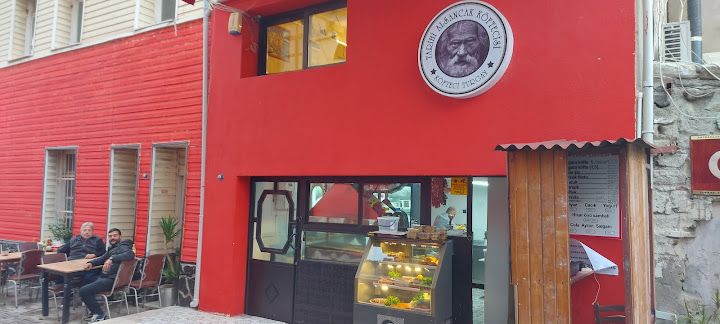 Tarihi Alsancak Köftecisi