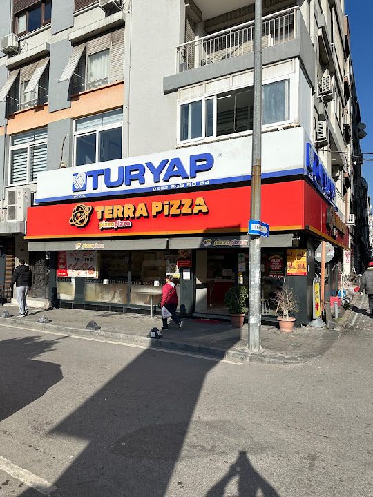 Terra pizza - konak üçyol