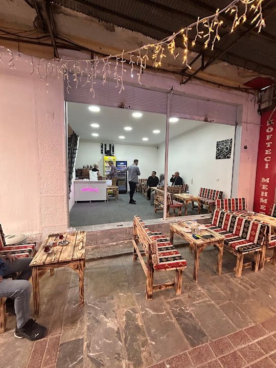 Tukan Fal Cafe