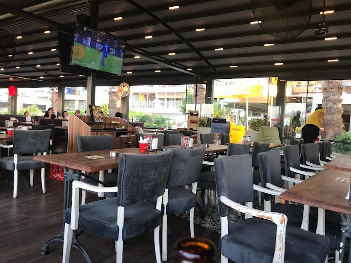 Vision Pub