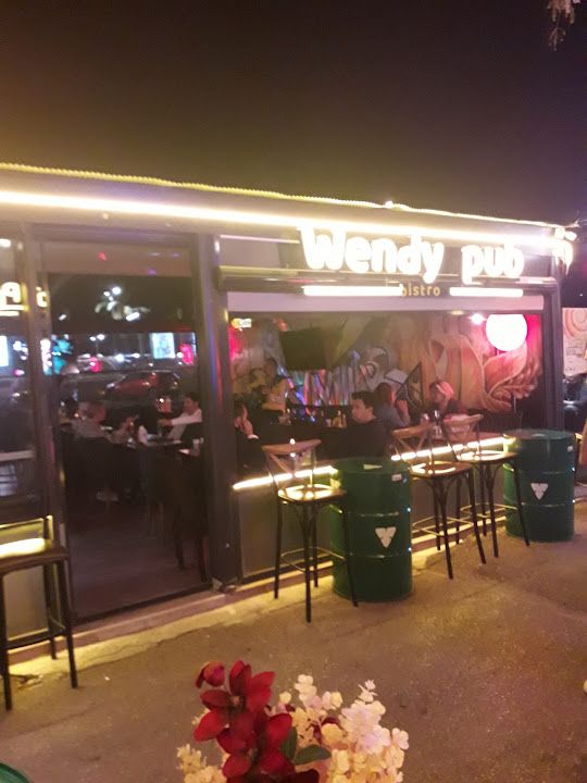 Wendy pub bistro