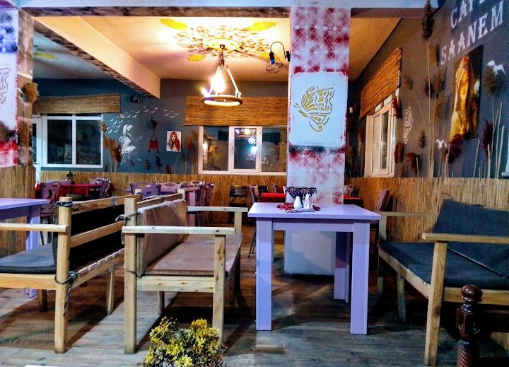 Saanem Cafe