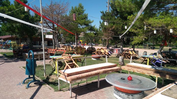 Köyden Park Cafe Aile Çay Bahçesi
