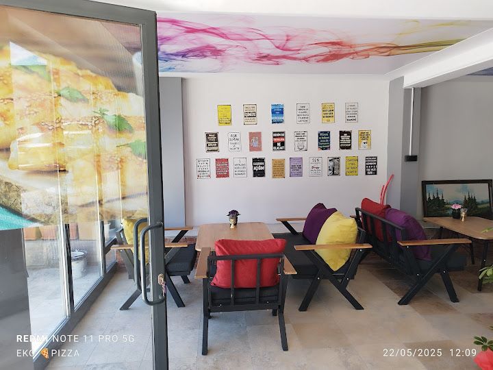 Tuğral Cafe Pizza