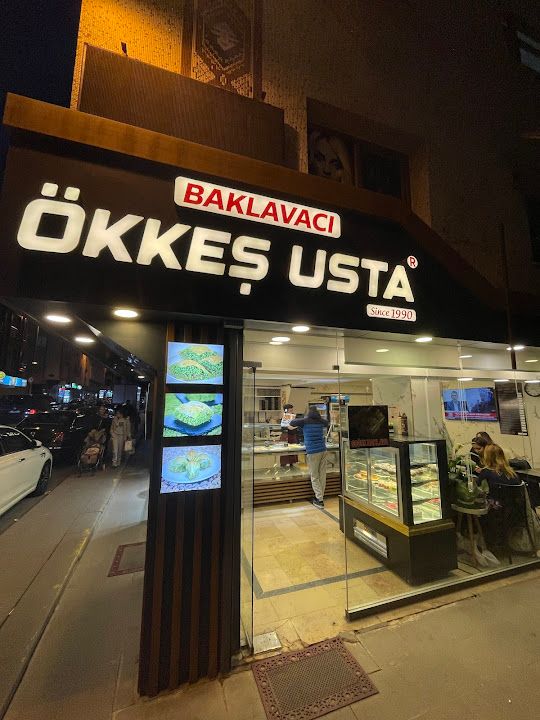 Baklavacı Ökkeş Usta