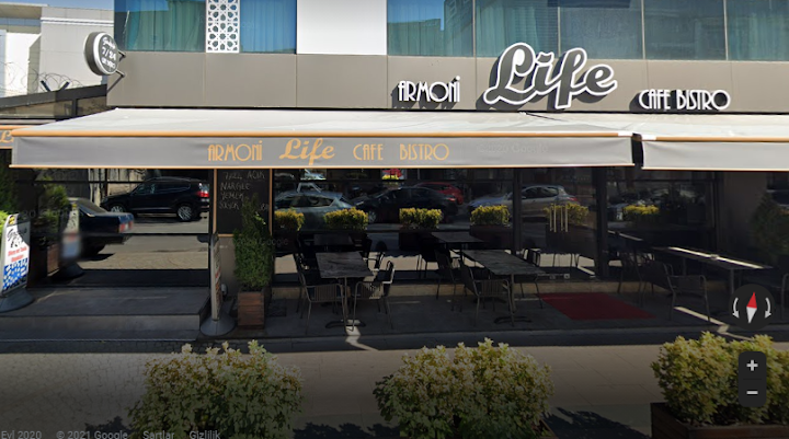 Gossip Cafe Bistro