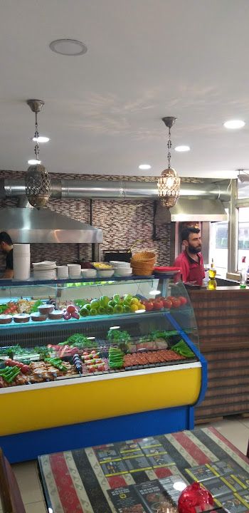 Öz Fırat 3 Pide Lahmacun Kebab Salonu