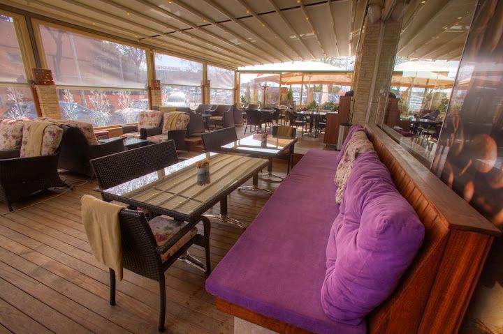 Shozy Cafe
