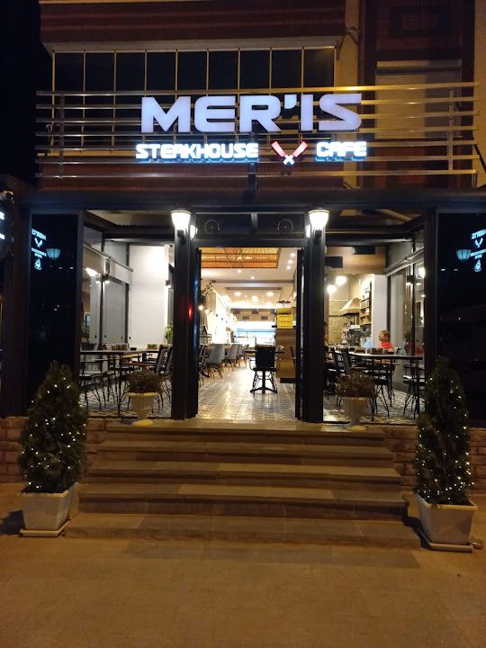 Mer'ıs Steakhouse Cafe