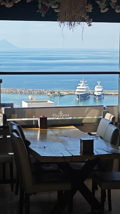 Porteras Restaurant